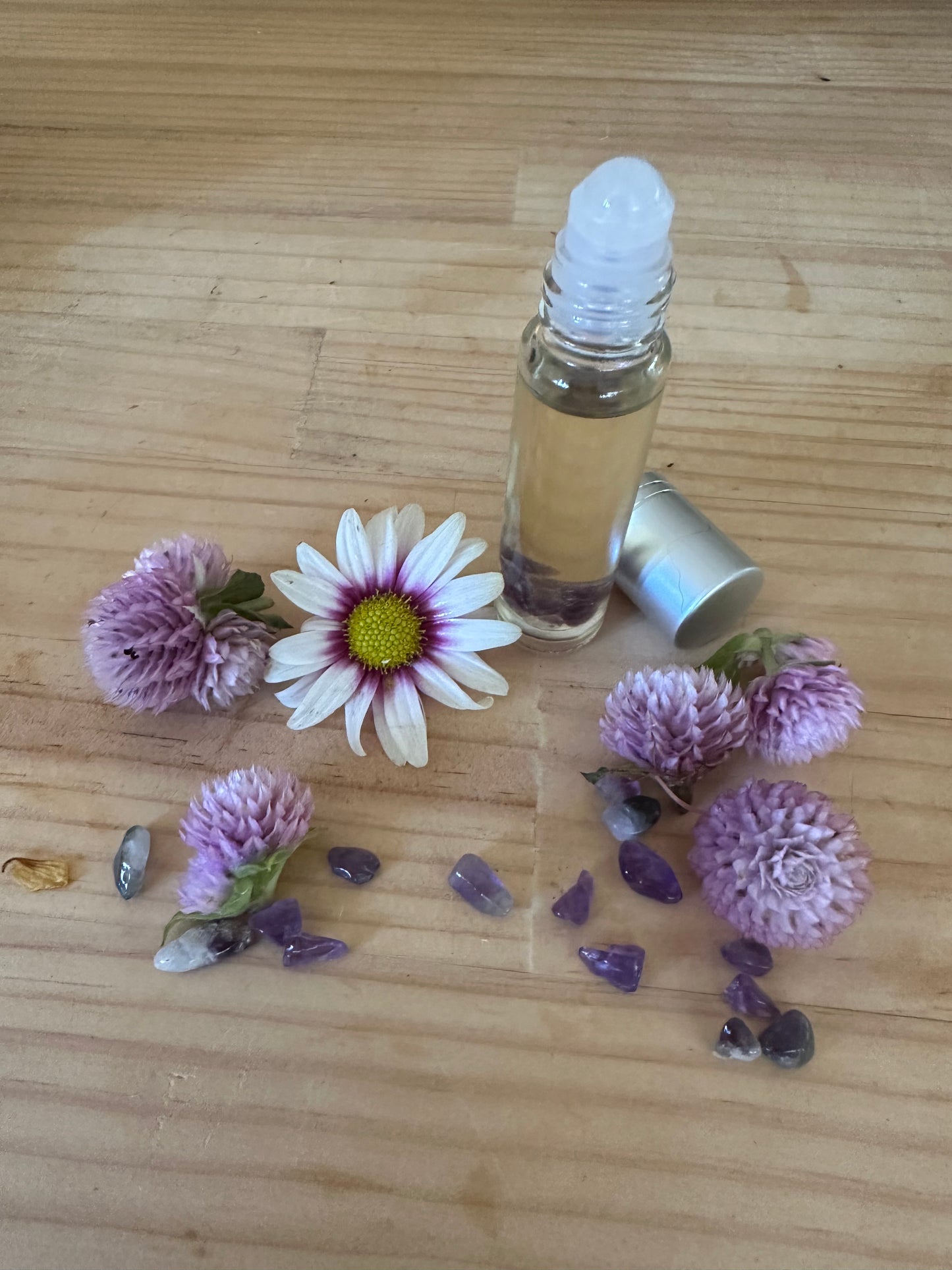 Crystal Calm Roller (with amethyst quartz)