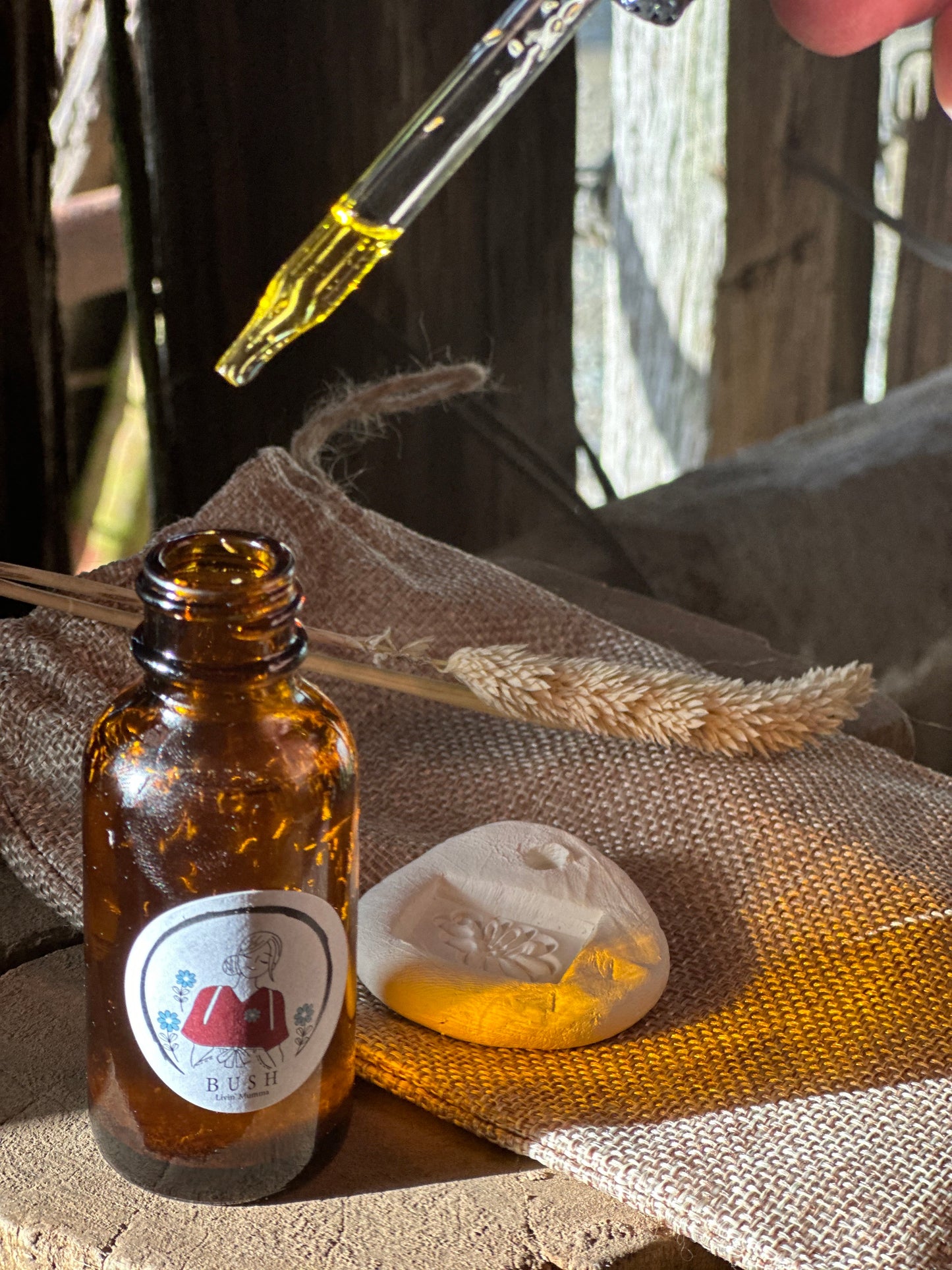 Renewal Botanical Face Serum - By Bush Livin Mumma (30ml)